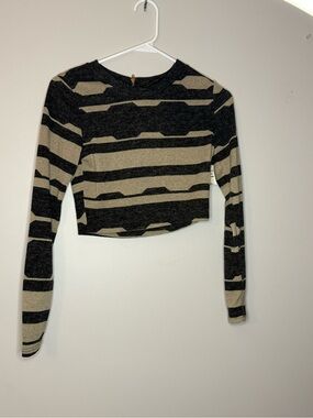 audrey Striped Long-Sleeve Crop Top - Black & Tan
